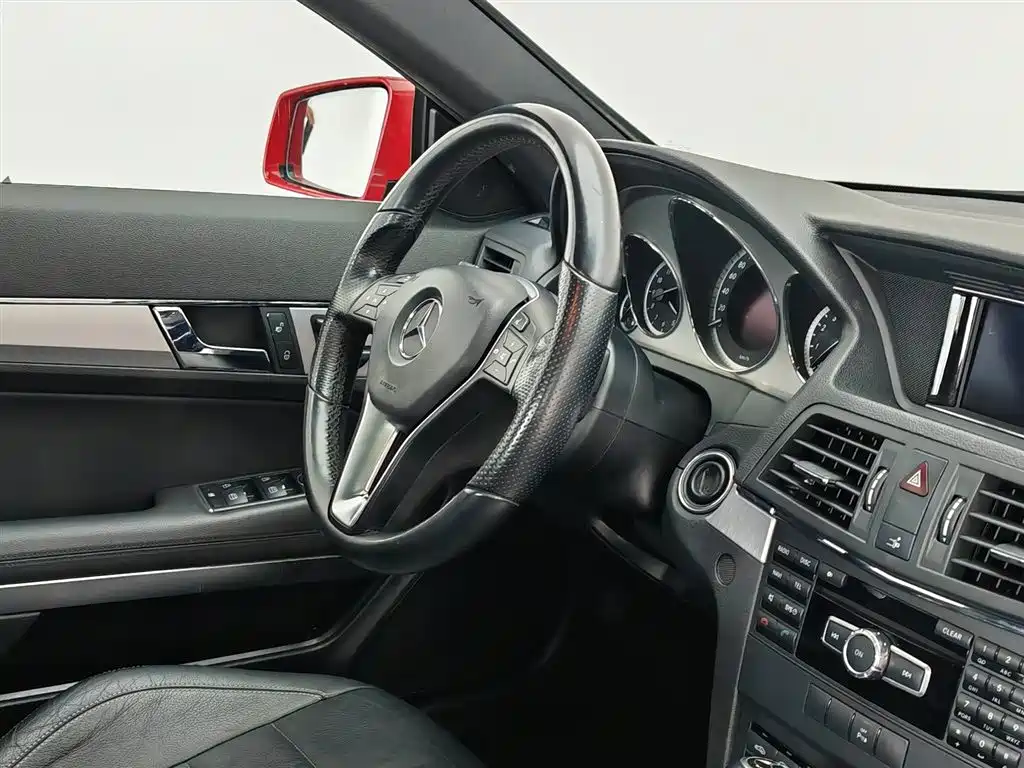 Mercedes-Benz E-Class 2013 — фото 22