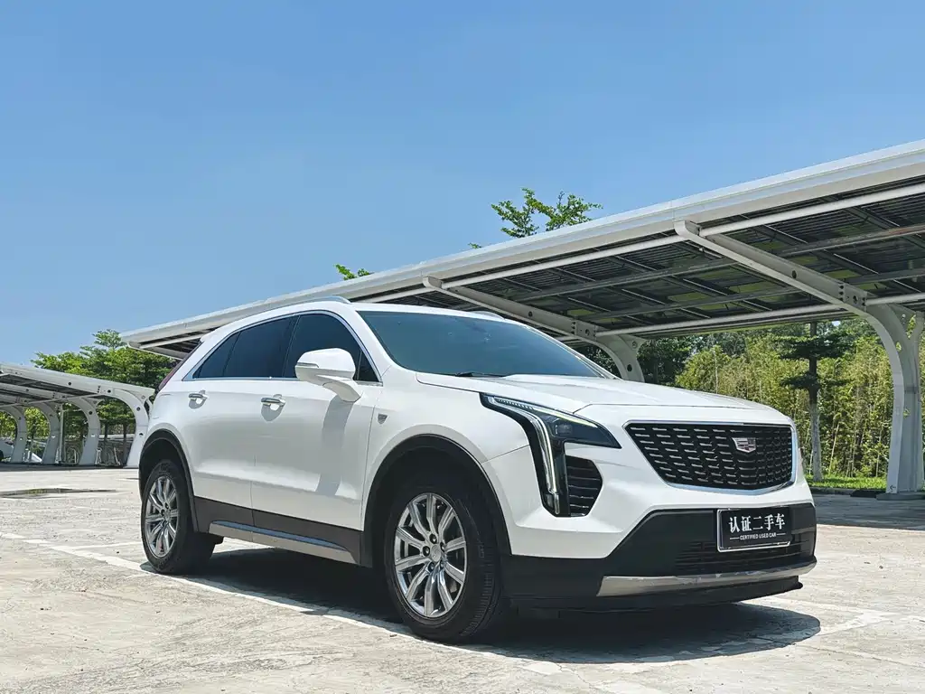 Cadillac XT4 2021 — фото 3