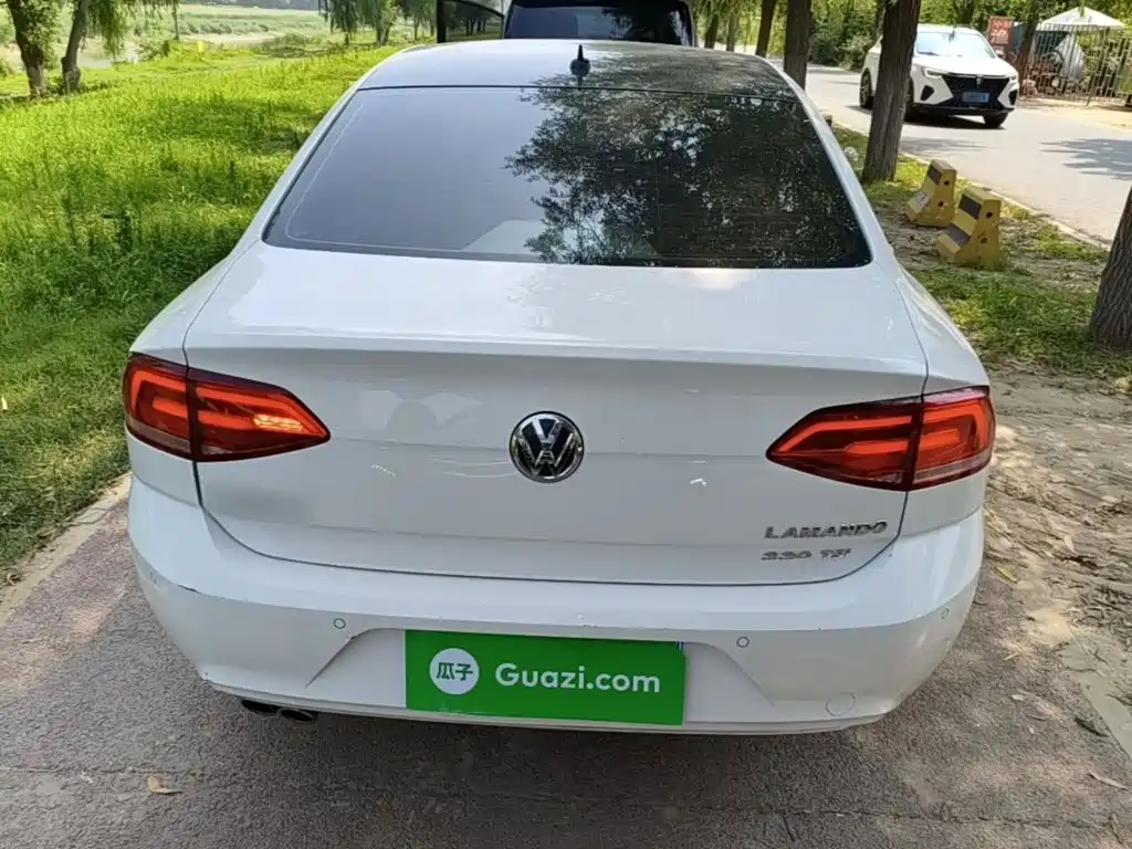 Volkswagen Lamando 2015