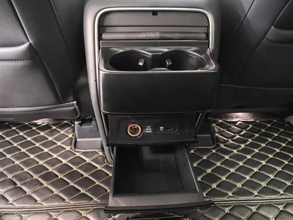 GAC Trumpchi M8 2022 — фото 14