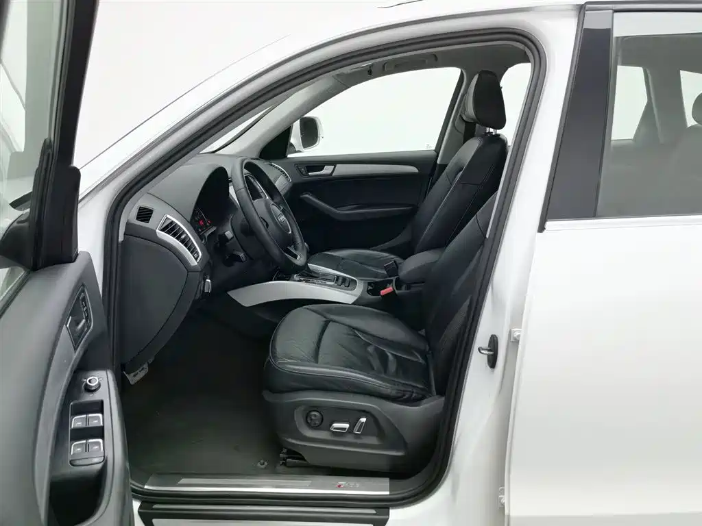 Audi Q5 2015 — фото 10