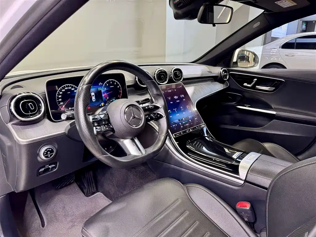 Mercedes-Benz C-Class 2022 — фото 25