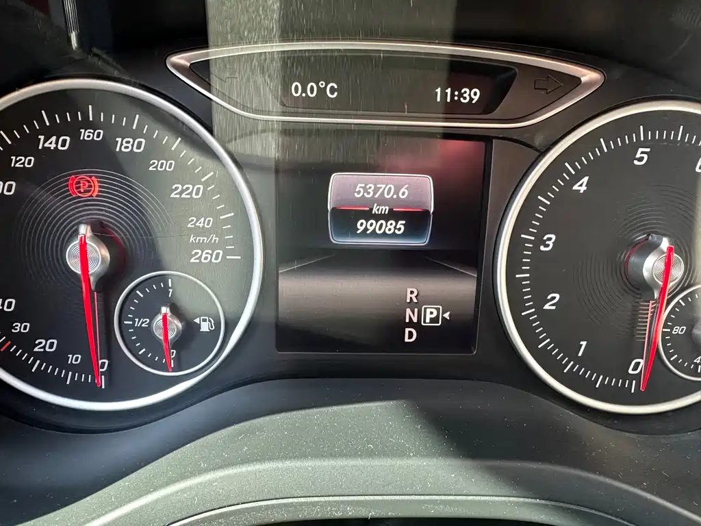 Mercedes-Benz B-Class 2019 — фото 16