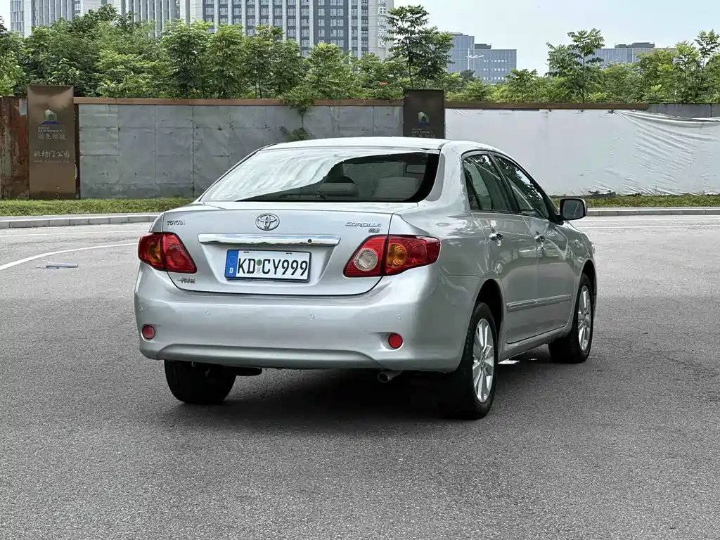 Toyota Corolla 2010 — фото 17
