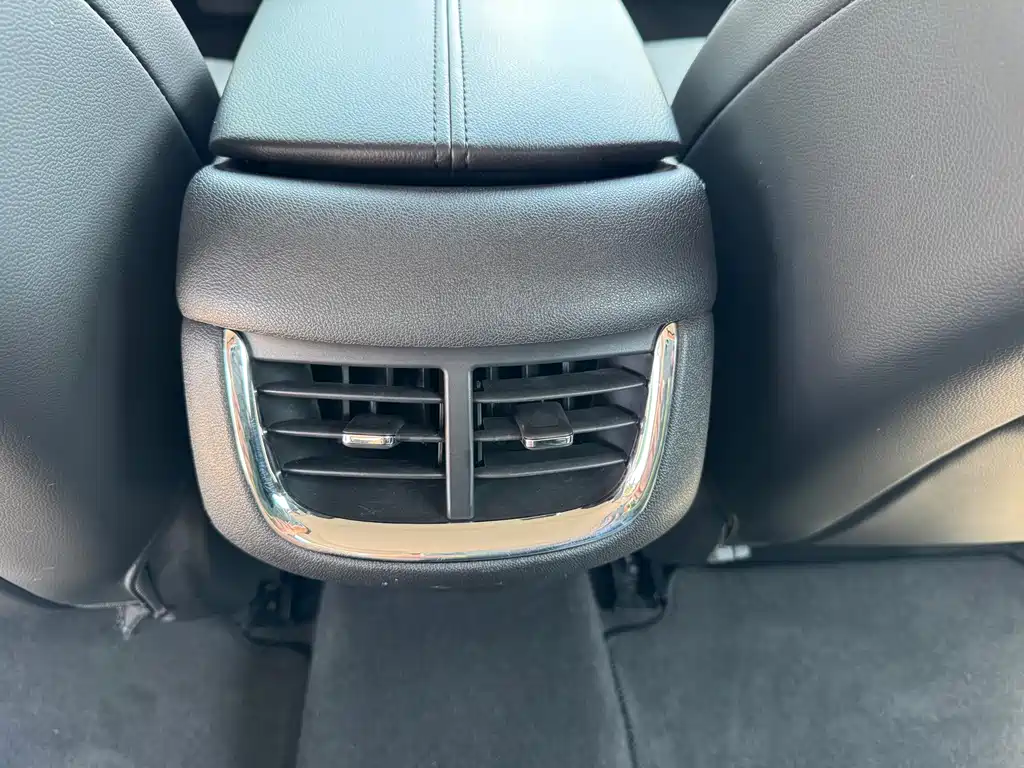 Chevrolet Malibu XL 2016 — фото 15