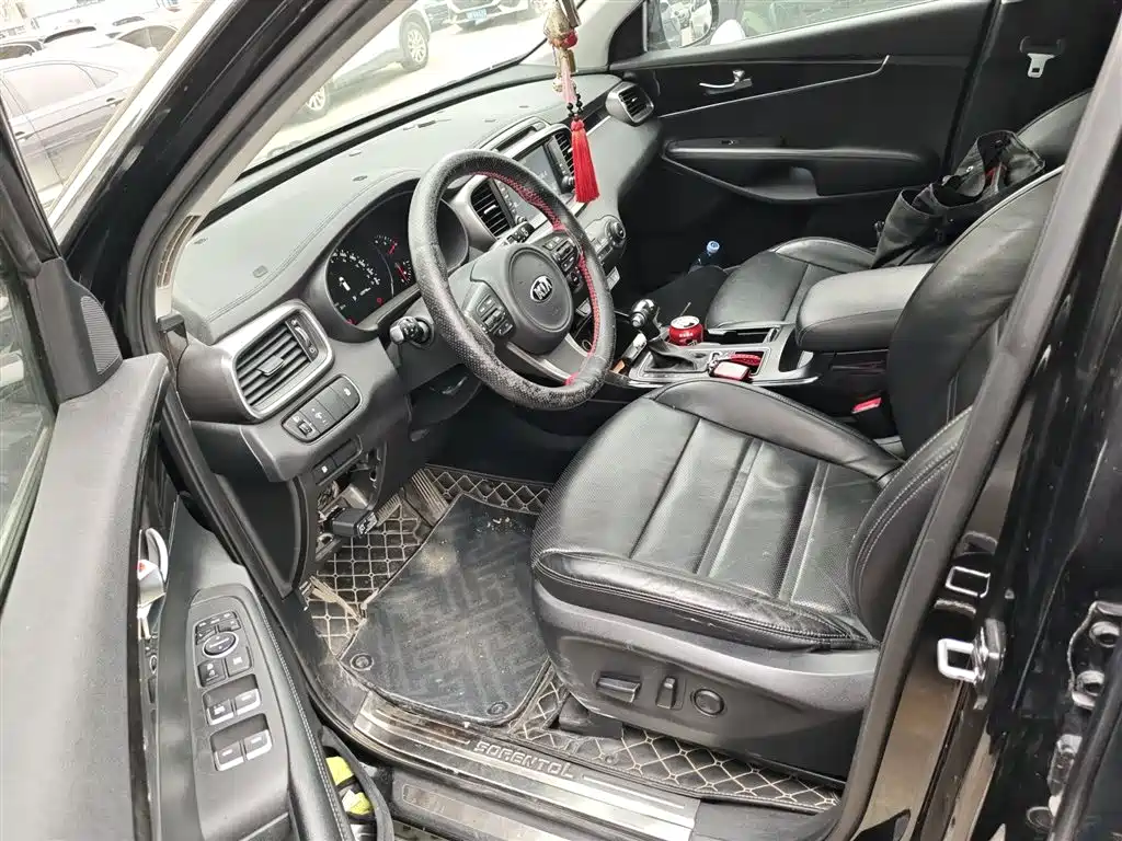 Kia Sorento 2016 — фото 16