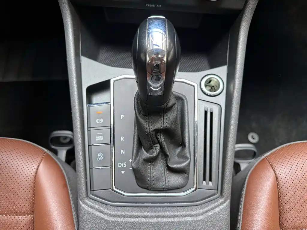 Volkswagen Lavida 2019 — фото 15
