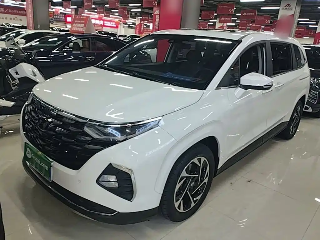 Hyundai Custin 2022 — фото 1