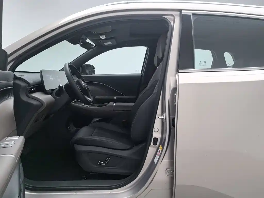 Changan CS55PLUS 2025 — фото 10