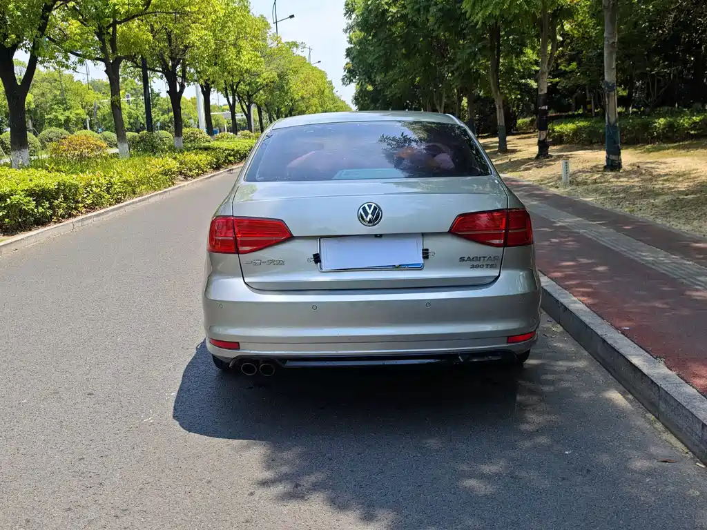 Volkswagen Sagitar 2018 — фото 11