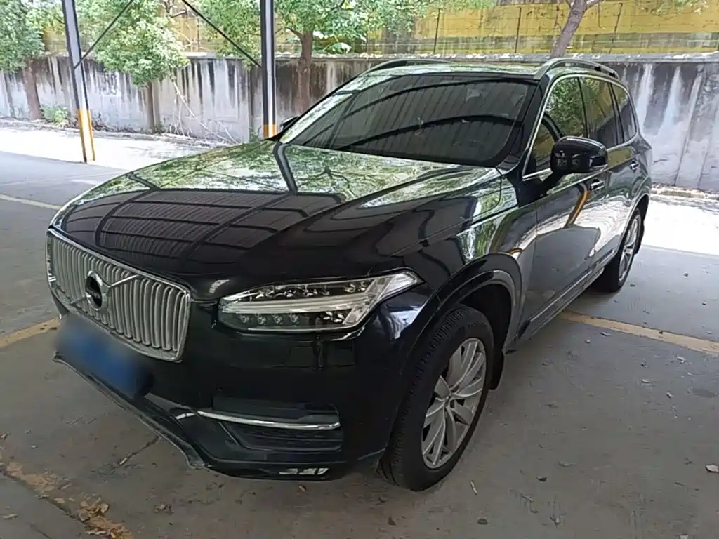 Volvo XC90 2016 — фото 1