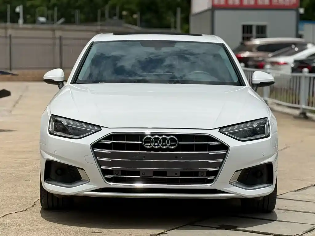 Audi A4L 2020