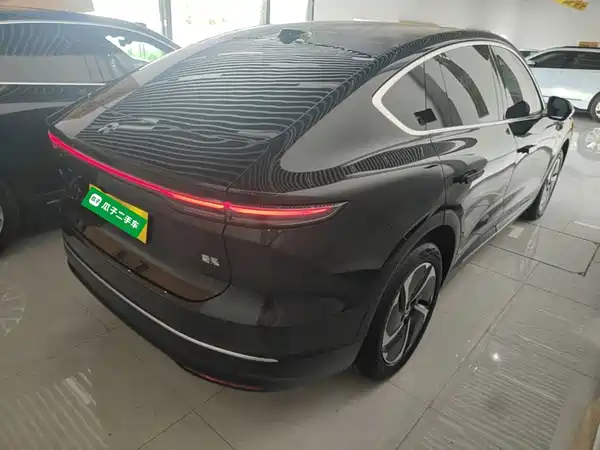 NIO EC7 2025