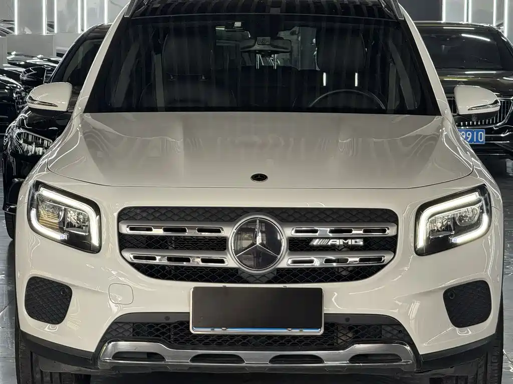 Mercedes-Benz GLB 2021
