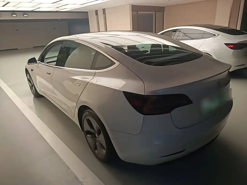 Tesla Model 3 2019 — фото 5