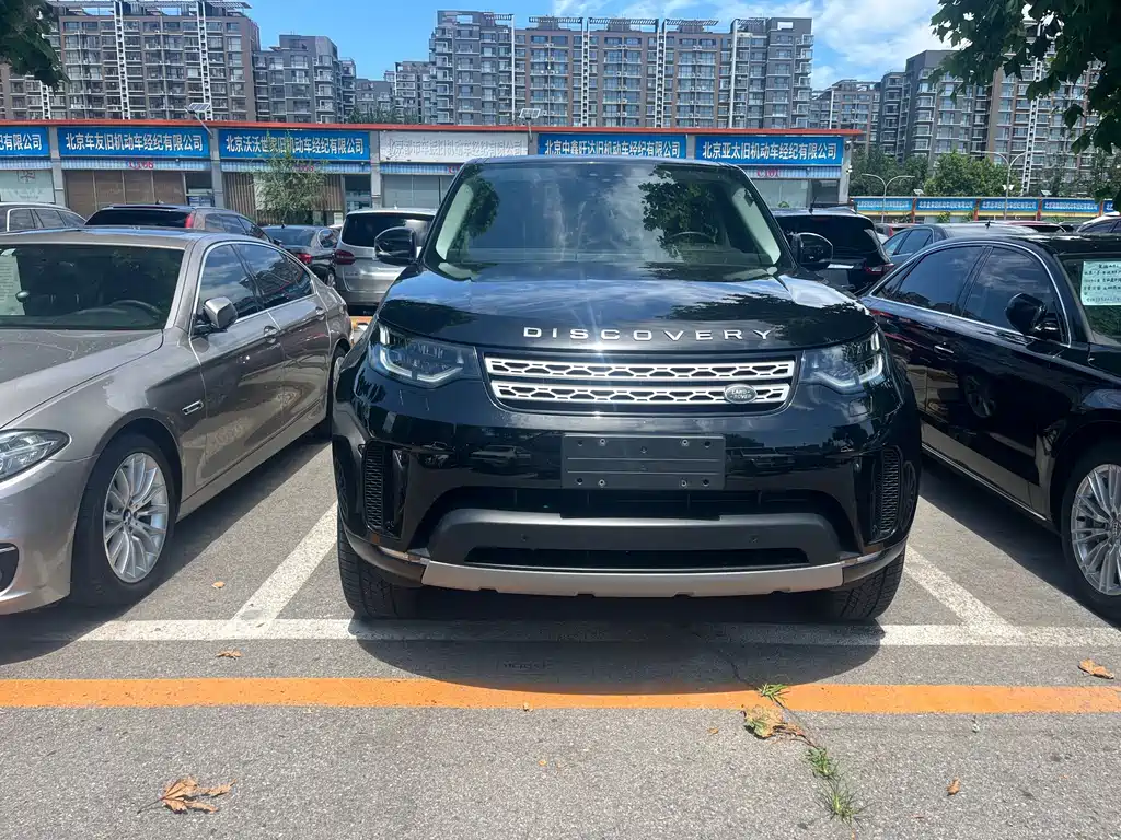 Land Rover Discovery 2018 — фото 3