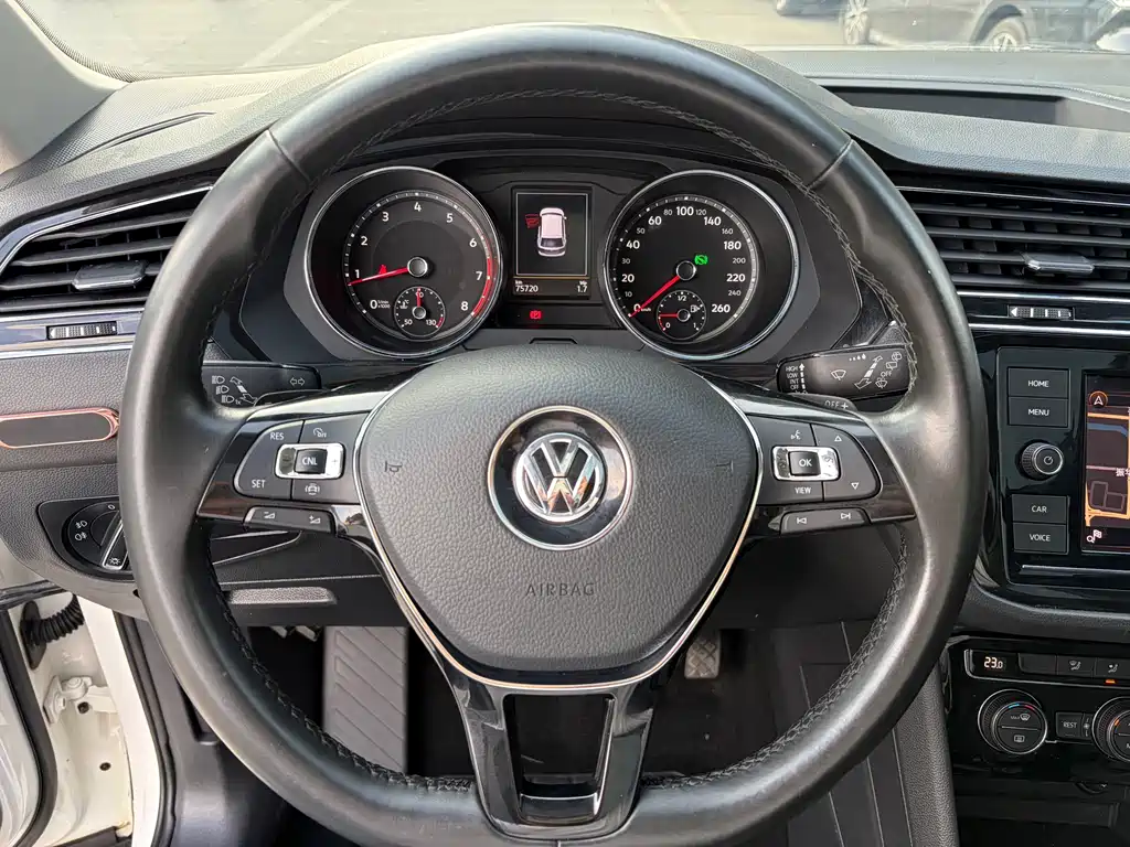 Volkswagen Tiguan L 2019 — фото 15