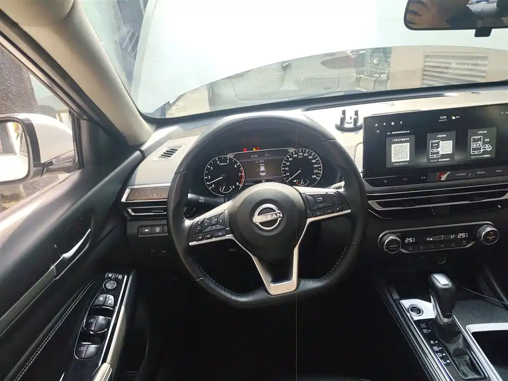 Nissan Teana 2024 — фото 11