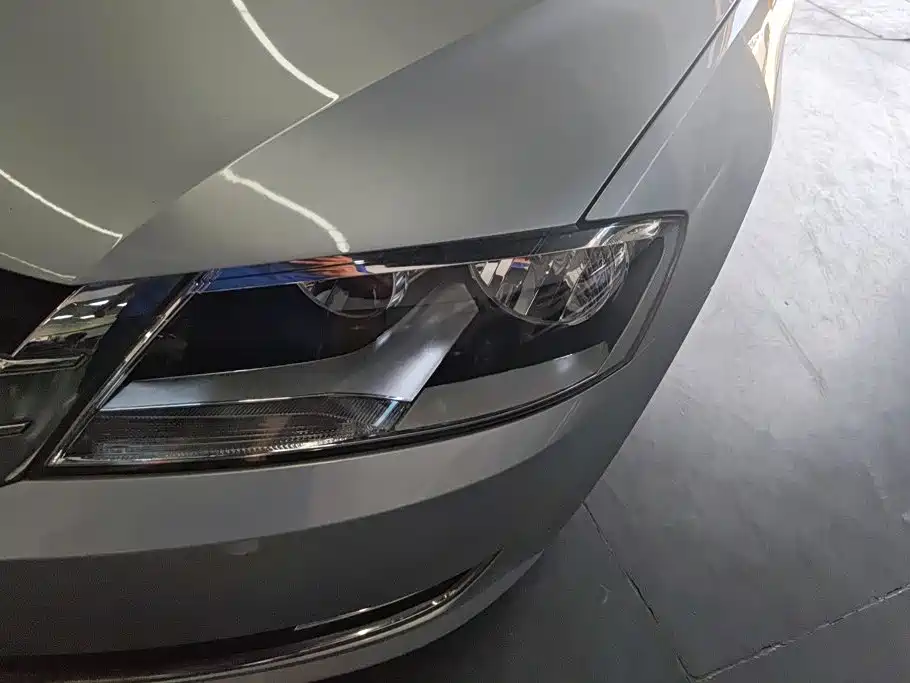 Volkswagen Lavida 2014