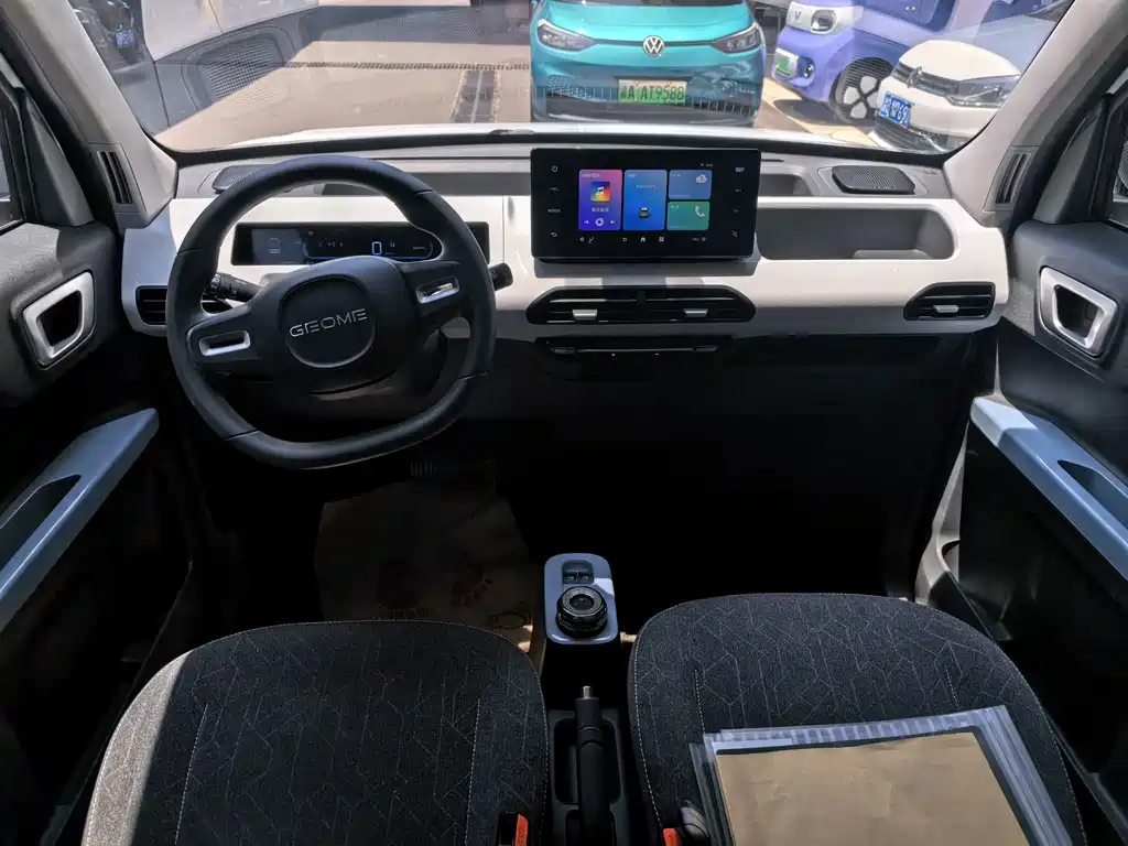 Geely Galaxy Panda 2024 — фото 10