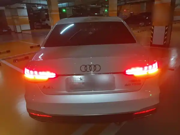 Audi A4L 2024