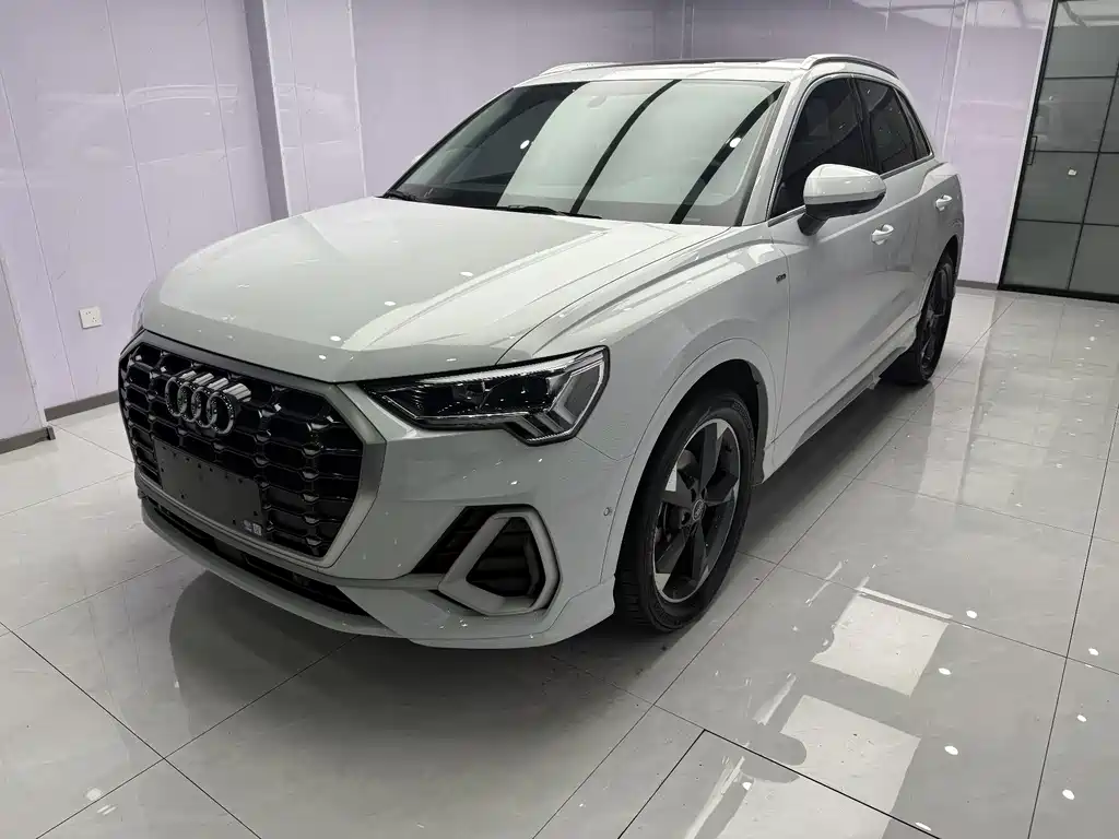 Audi Q3 2023