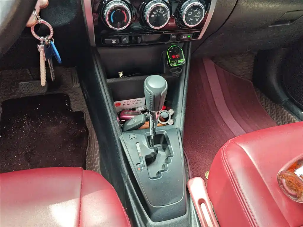 Toyota Yaris L 2022 — фото 14