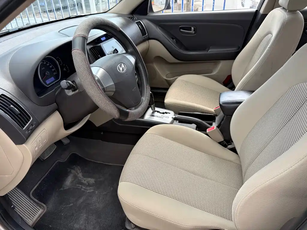 Hyundai Joyful 2015