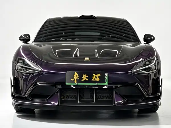 Xiaomi SU7 Ultra 2025