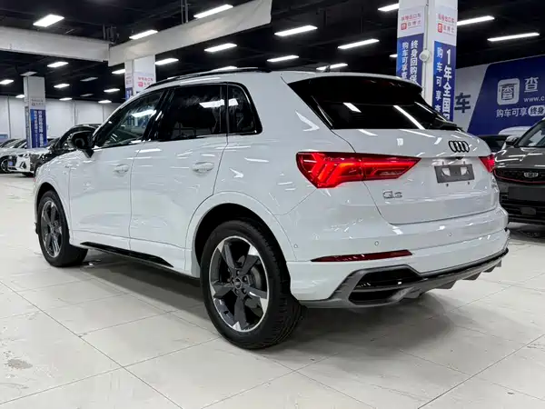 Audi Q3 2022