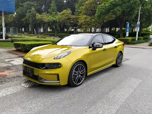 Lynk & Co 03 2019
