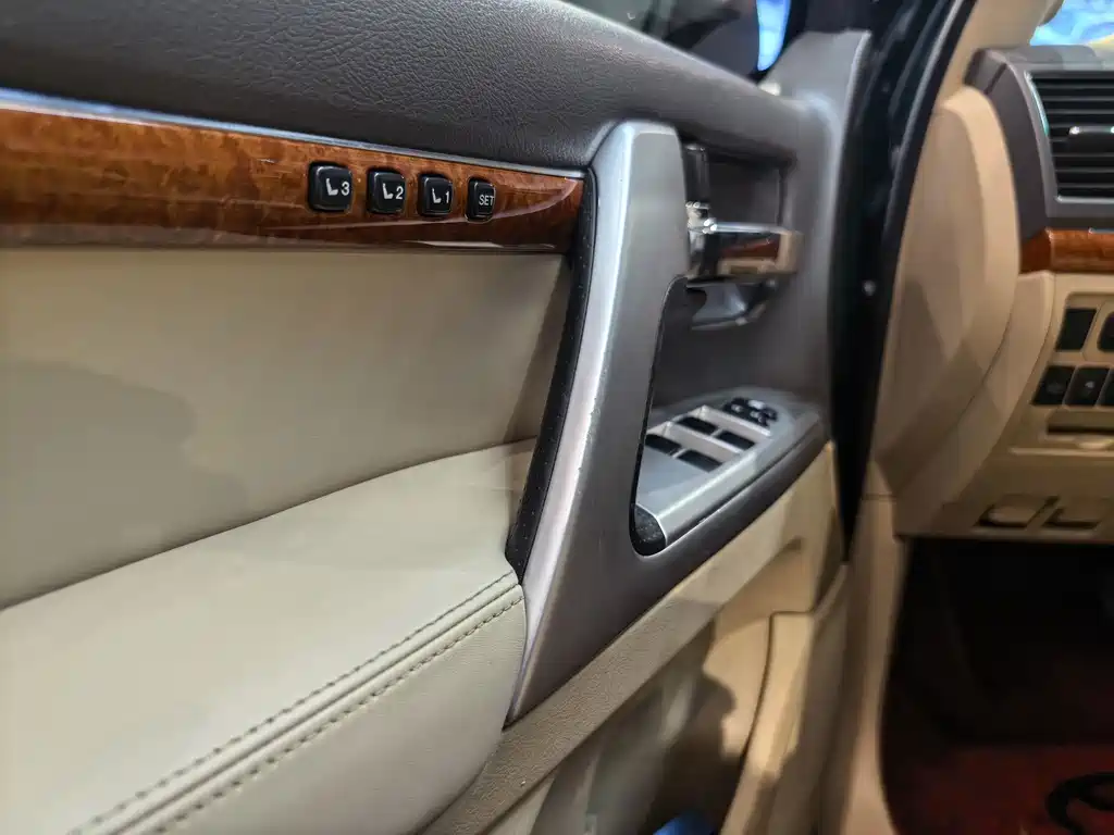 Toyota Land Cruiser 2014 — фото 18