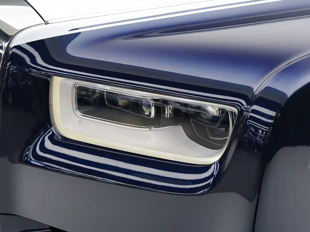 Rolls-Royce Phantom 2020 — фото 6