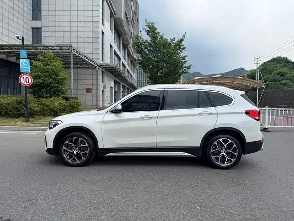 BMW X1 2022