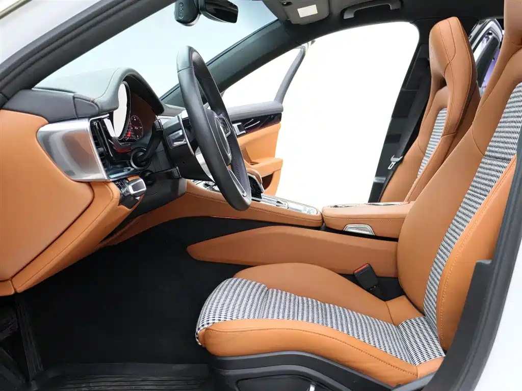 Porsche Panamera 2018