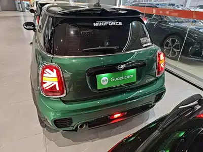 MINI MINI 2021