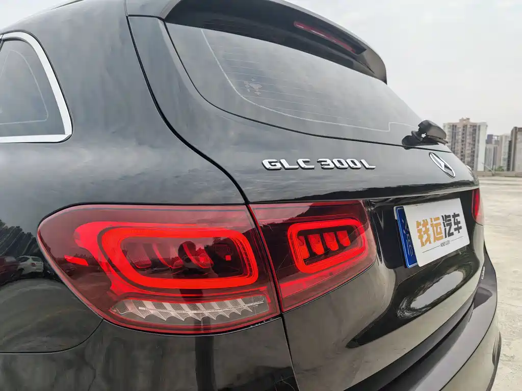 Mercedes-Benz GLC 2020 — фото 16