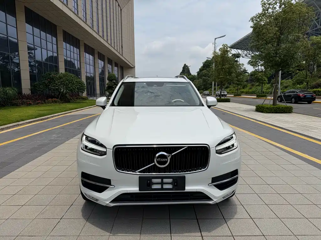 Volvo XC90 2016