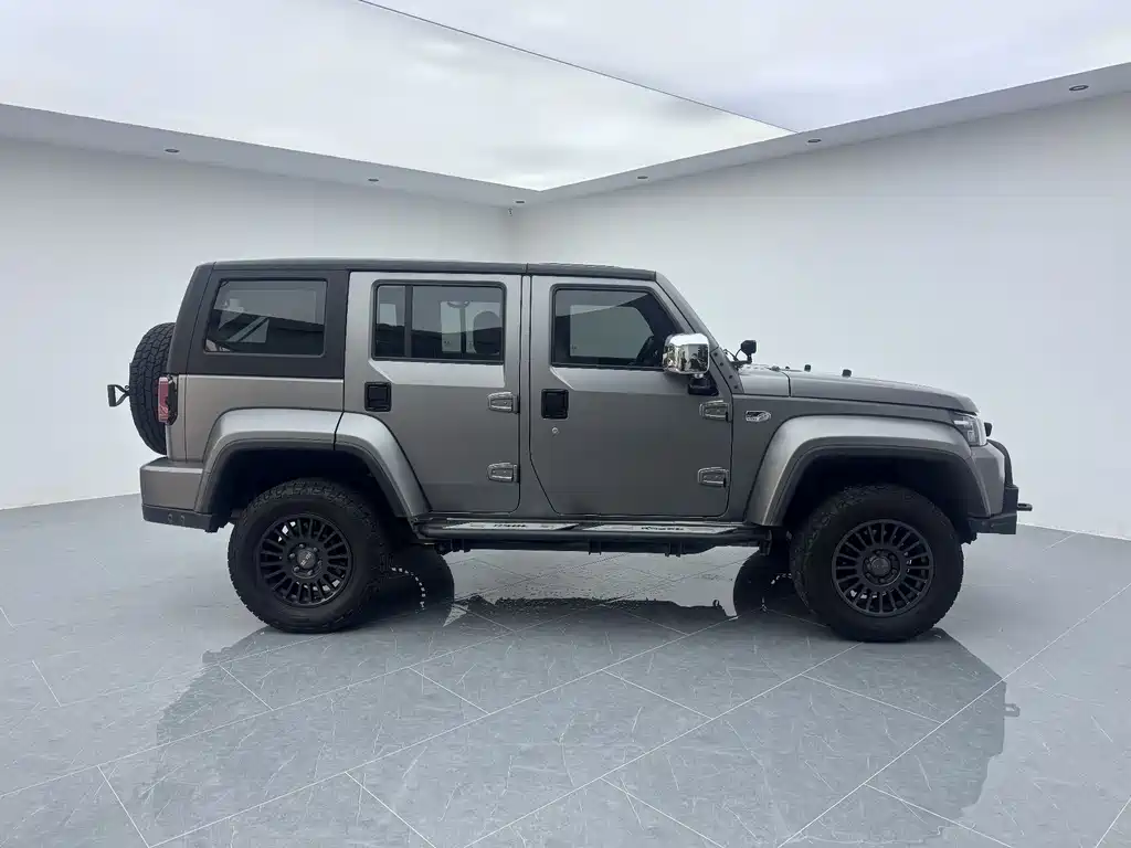 Beijing Off-Road BJ40 2023 — фото 13