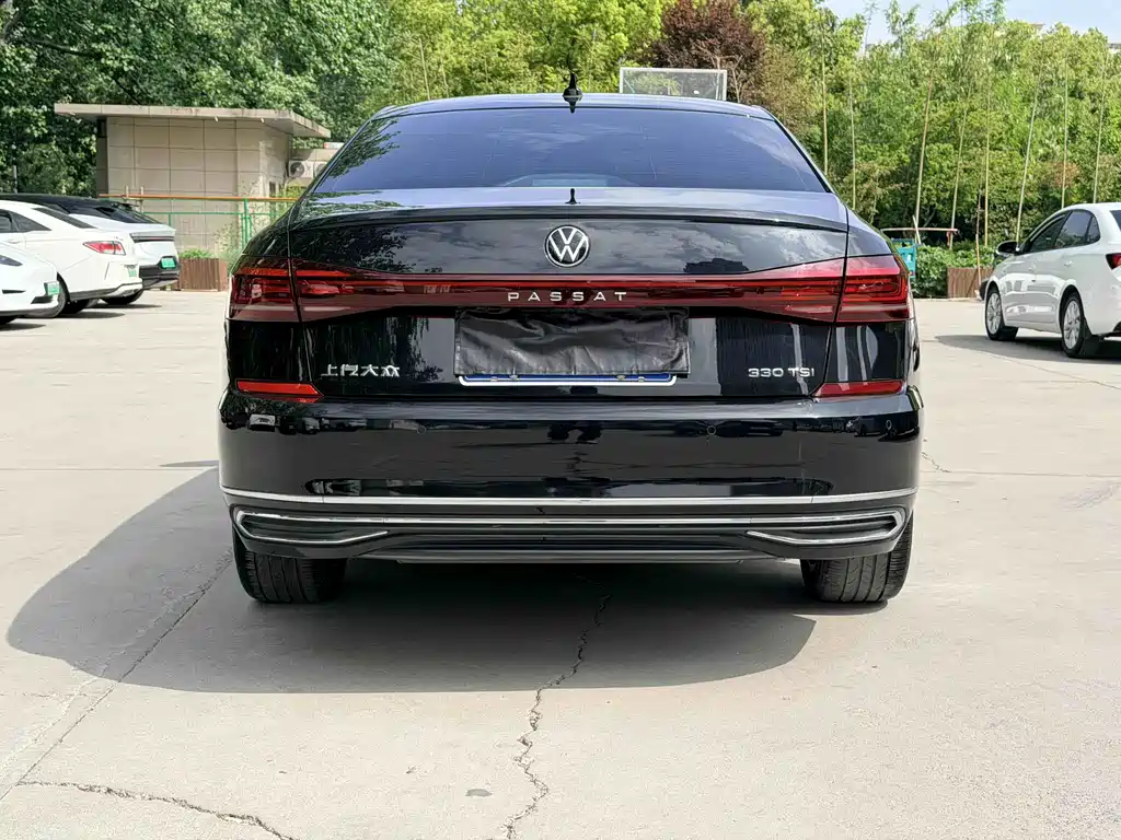 Volkswagen Passat 2024