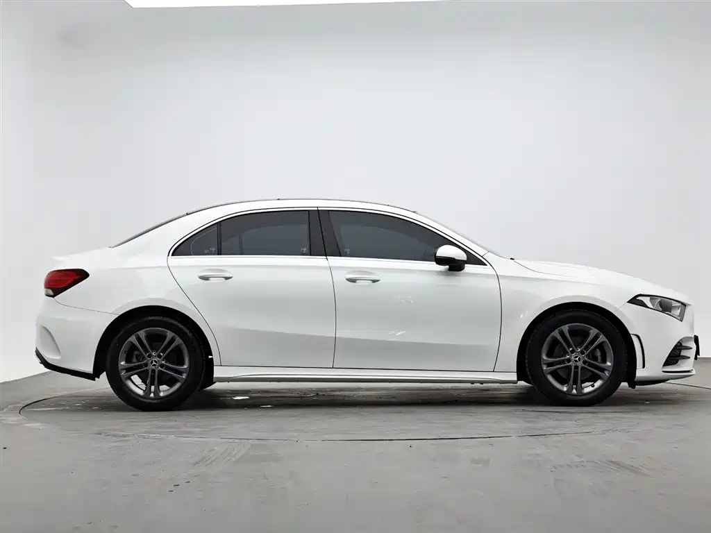 Mercedes-Benz A-Class 2022