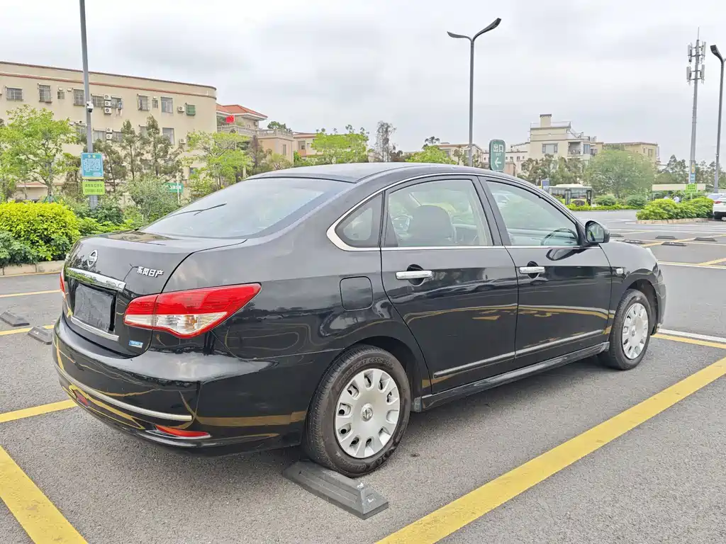 Nissan Sylphy 2018 — фото 7