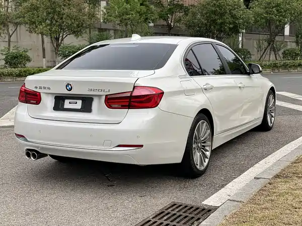 BMW 3 Series 2019