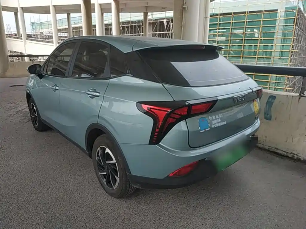 Neta V 2022