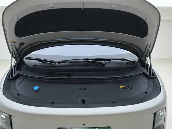 Li Auto i8 2026