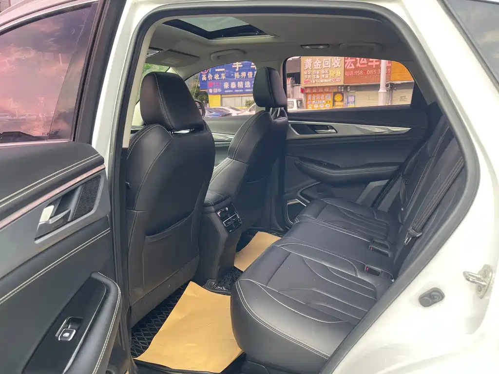 Changan CS85 COUPE 2020 — фото 10