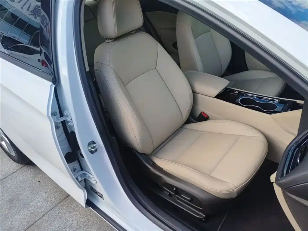 Buick Regal 2021 — фото 25