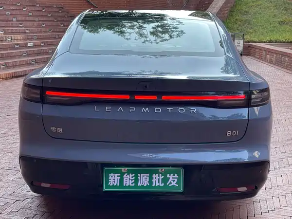 Leapmotor B01 2025