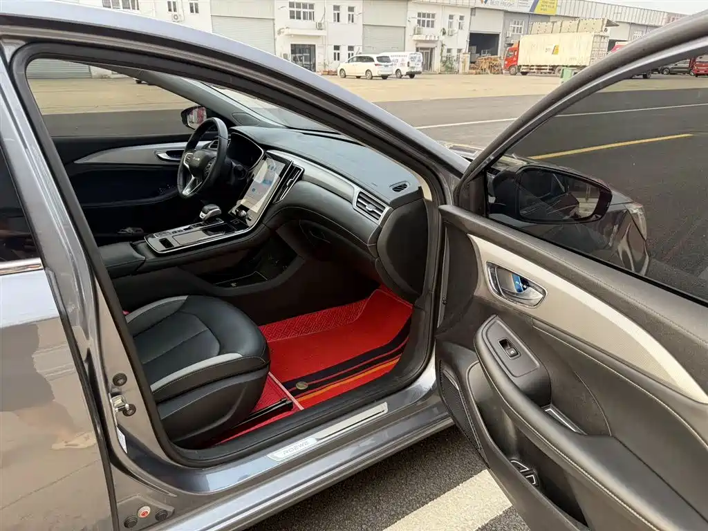 Roewe MAX 2020 — фото 16