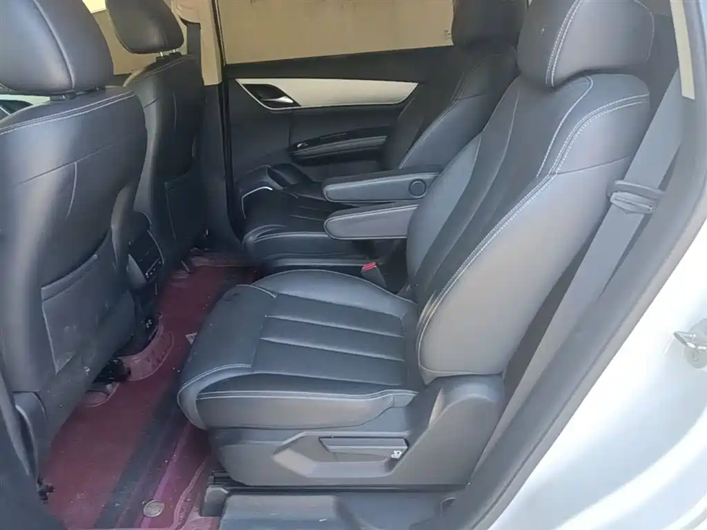 BYD MAX 2021 — фото 17